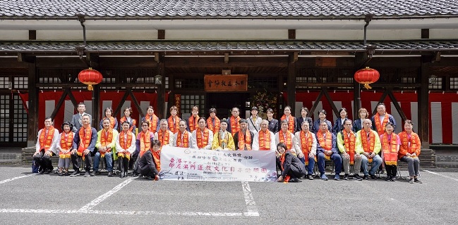 熱烈歓迎！上海道教協会の皆様と記念撮影